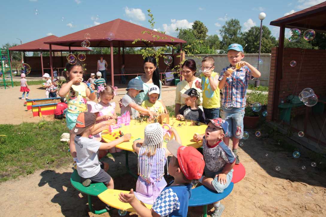 Конкурс участков в детском саду летом фото